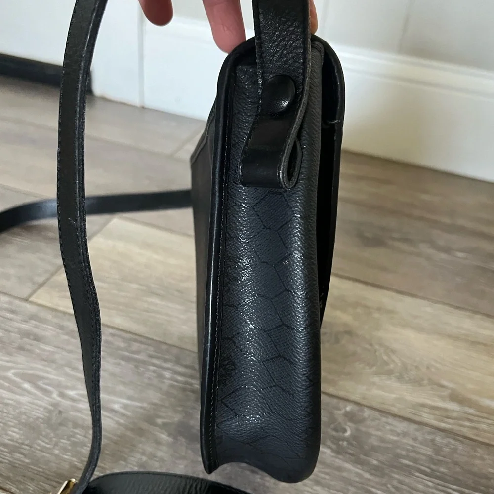 Christian Dior Honeycomb Shoulder Bag - Picture 11 of 16